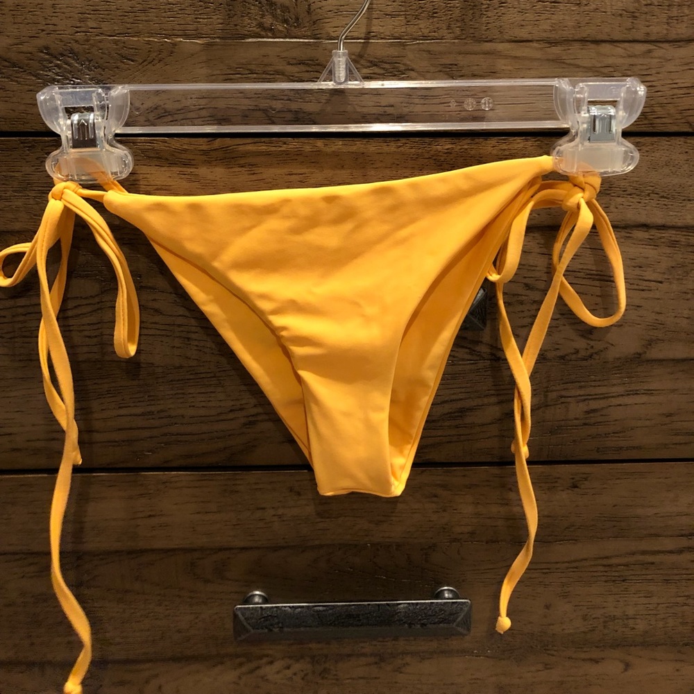 Frankie’s Bikinis: bikini bottom